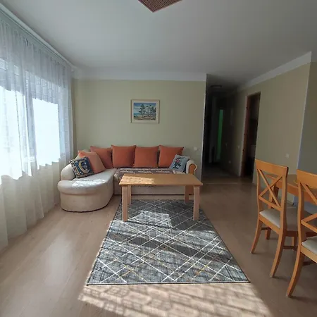 Apartment Vormsi Ohvitseride Maja Korter Nr 7