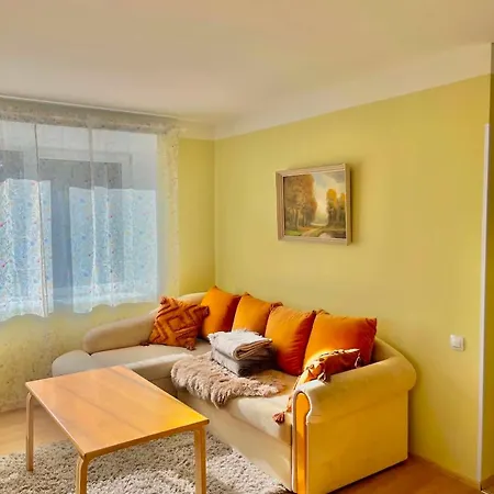 Vormsi Ohvitseride Maja Korter Nr 7 Apartment *