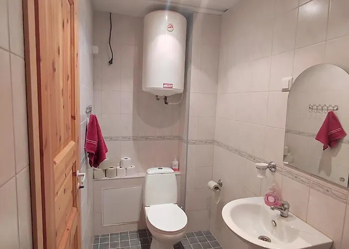 Vormsi Ohvitseride Maja Korter Nr 7 Lejlighed