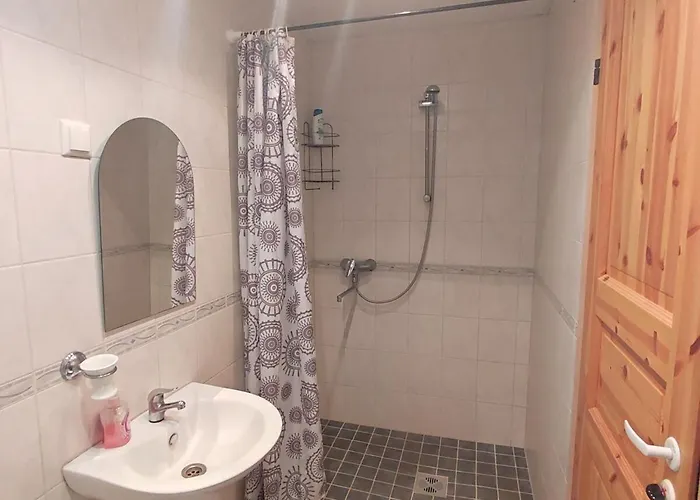 Vormsi Ohvitseride Maja Korter Nr 7 Διαμέρισμα *